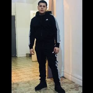 Meet your Posher, Alberto